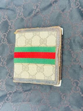 Gucci Brown Leather Bifold Wallet with Gold Logo